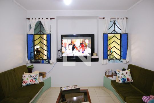 Casa à venda com 3 quartos, 174m² em Jardim Ana Maria, Santo André