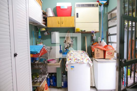 Lavanderia de casa à venda com 3 quartos, 174m² em Jardim Ana Maria, Santo André