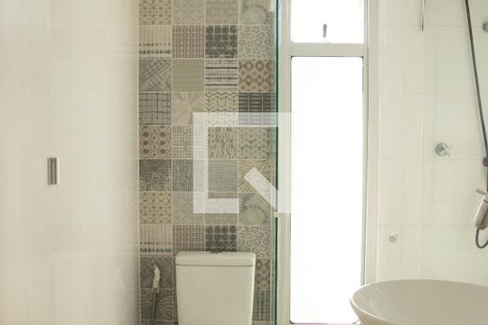 Banheiro de apartamento à venda com 2 quartos, 69m² em Vila Guilherme, São Paulo