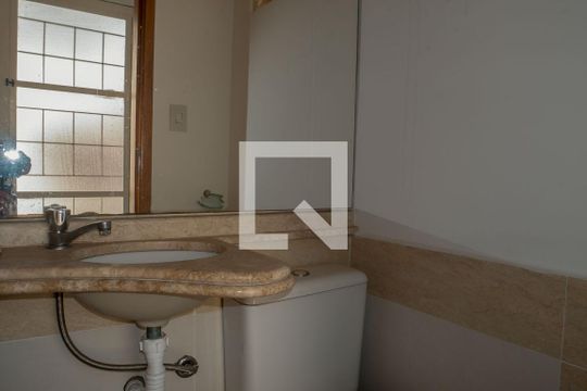 Lavabo de casa de condomínio para alugar com 3 quartos, 90m² em Vila São João Batista, Jundiaí