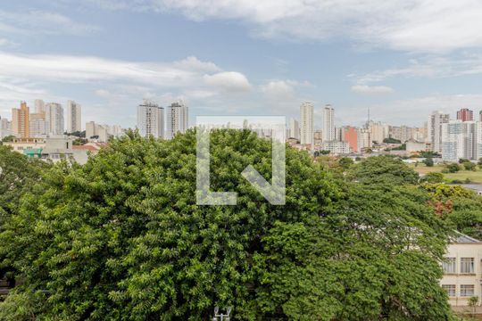 Vista do Quarto 1 de apartamento para alugar com 2 quartos, 44m² em Liberdade, São Paulo