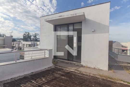 Sala 1 de casa de condomínio à venda com 3 quartos, 245m² em Hípica, Porto Alegre