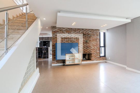 Sala  de casa de condomínio à venda com 3 quartos, 245m² em Hípica, Porto Alegre