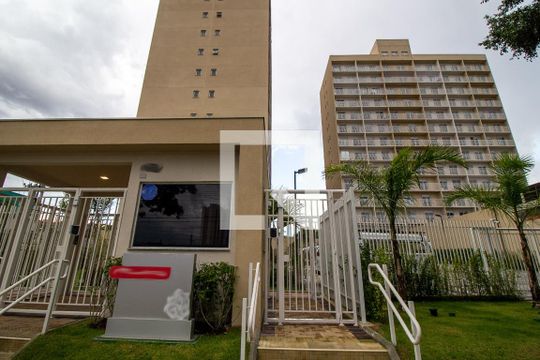 Fachada do Condomínio de apartamento para alugar com 1 quarto, 49m² em Vila Ema, São Paulo