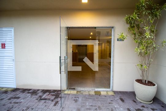 Entrada de apartamento para alugar com 1 quarto, 49m² em Vila Ema, São Paulo