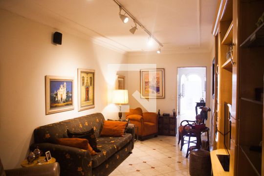 Sala 1 de casa à venda com 4 quartos, 328m² em Bela Vista, São Paulo