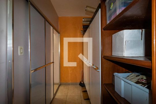 Escritório de apartamento à venda com 2 quartos, 74m² em Sé, São Paulo