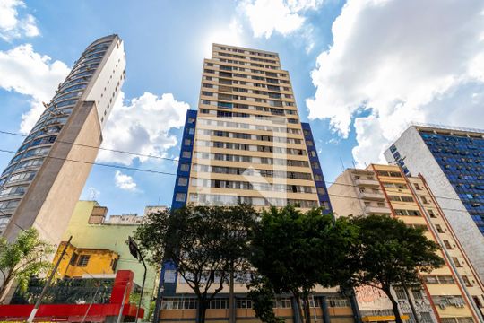 Fachada de apartamento à venda com 2 quartos, 74m² em Sé, São Paulo