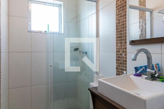 Banheiro de apartamento à venda com 2 quartos, 74m² em Sé, São Paulo