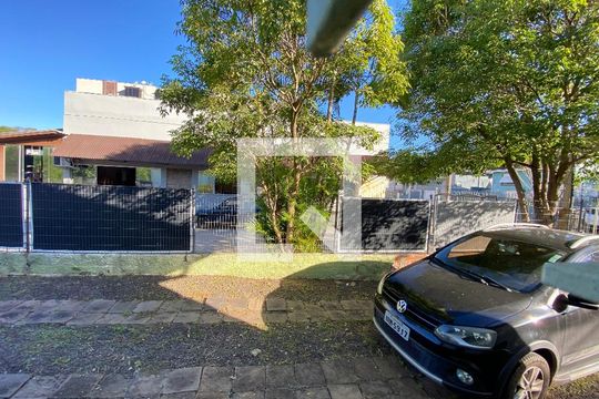 Vista da Sala de casa à venda com 3 quartos, 130m² em Rio Branco, Novo Hamburgo