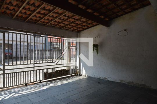 Garagem de casa à venda com 3 quartos, 129m² em Vila Tibiriçá, Santo André
