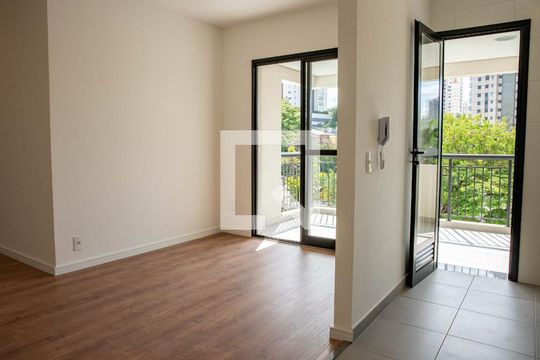 Apartamento à venda com 2 quartos, 60m² em Vila Romana, São Paulo