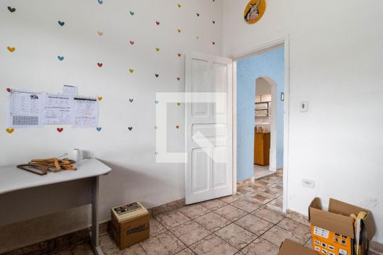 Quarto 3 de casa à venda com 5 quartos, 180m² em Vila Pereira Cerca, São Paulo