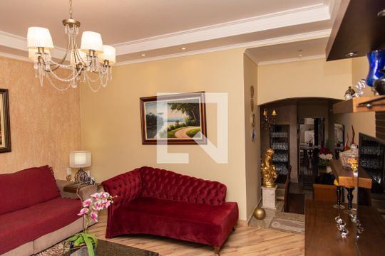 Sala de Estar de casa à venda com 4 quartos, 225m² em Centro, Diadema