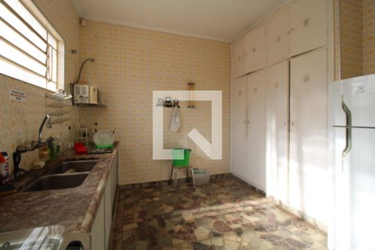 Cozinha de casa à venda com 4 quartos, 412m² em , Campinas