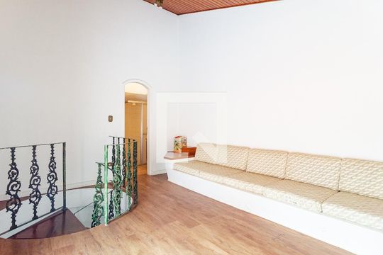 Sala 2 de casa para alugar com 4 quartos, 400m² em Planalto Paulista, São Paulo