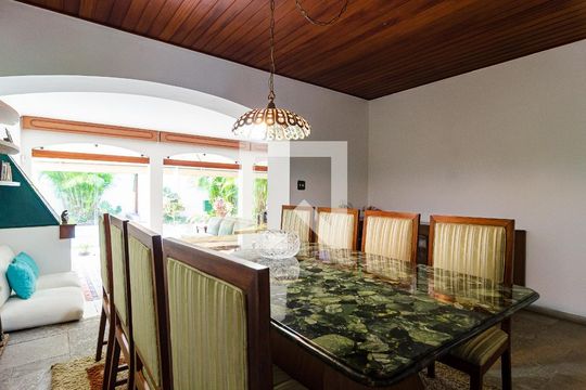 Sala de casa para alugar com 4 quartos, 400m² em Planalto Paulista, São Paulo