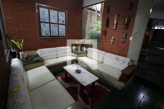 Sala 2 de casa à venda com 6 quartos, 500m² em Cambuci, São Paulo