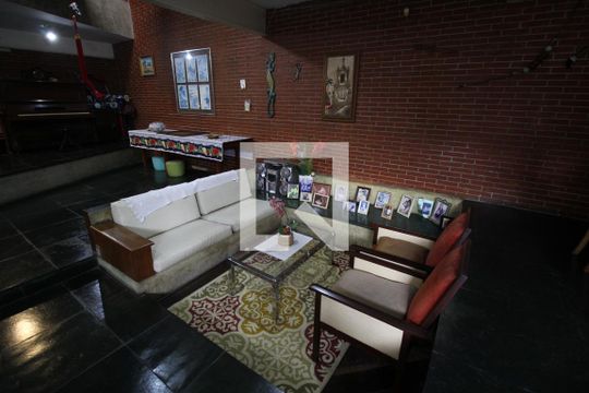 Sala 3 de casa à venda com 6 quartos, 500m² em Cambuci, São Paulo
