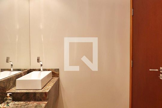 Lavabo de casa à venda com 3 quartos, 316m² em Jardim Bom Pastor, Santo André