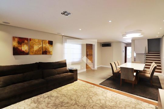 Sala de casa à venda com 3 quartos, 316m² em Jardim Bom Pastor, Santo André