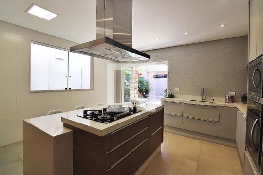Cozinha de casa à venda com 3 quartos, 316m² em Jardim Bom Pastor, Santo André