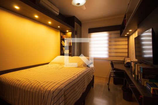 Quarto 2 de casa de condomínio à venda com 4 quartos, 174m² em Tristeza, Porto Alegre