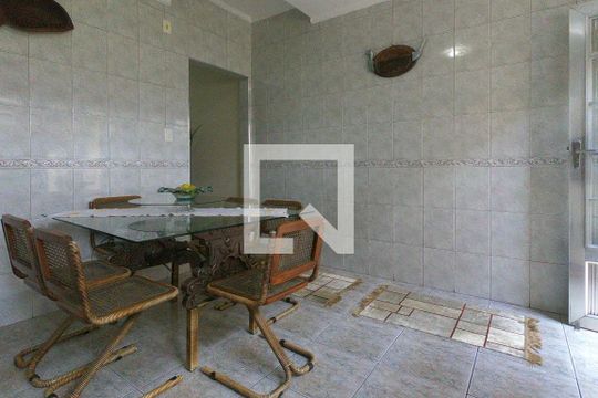 Cozinha de casa à venda com 2 quartos, 198m² em Vila Antonieta, Guarulhos