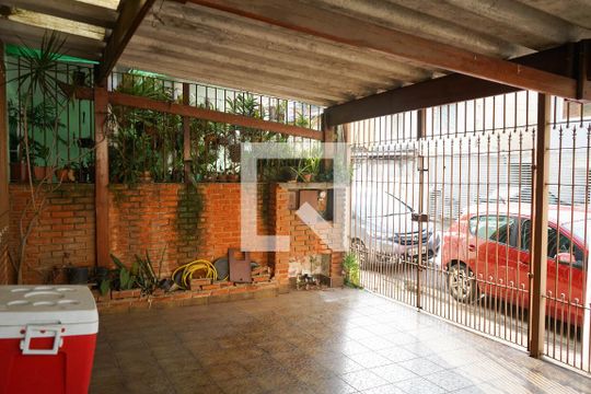 Garagem de casa à venda com 5 quartos, 200m² em Lapa de Baixo, São Paulo