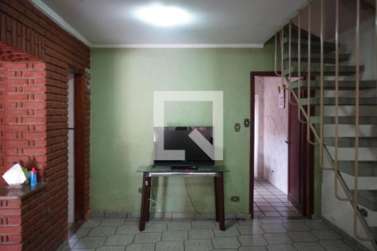 Sala de casa à venda com 5 quartos, 200m² em Lapa de Baixo, São Paulo