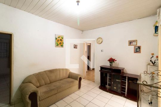Sala de Estar de casa à venda com 4 quartos, 200m² em Vila Palmeiras, São Paulo
