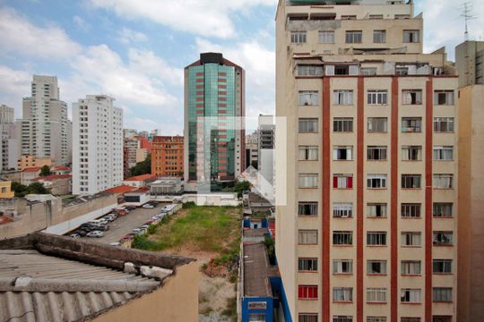 Vista de kitnet/studio à venda com 1 quarto, 36m² em Vila Buarque, São Paulo