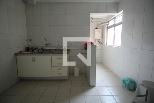 Cozinha de apartamento para alugar com 2 quartos, 65m² em Vila Mariana, São Paulo