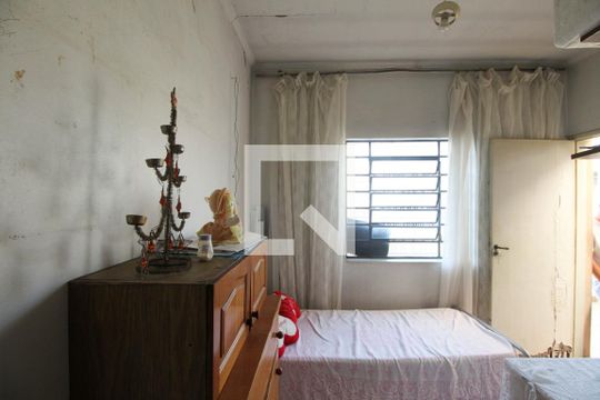 Quarto de Serviço de casa à venda com 4 quartos, 100m² em Chácara Mafalda, São Paulo