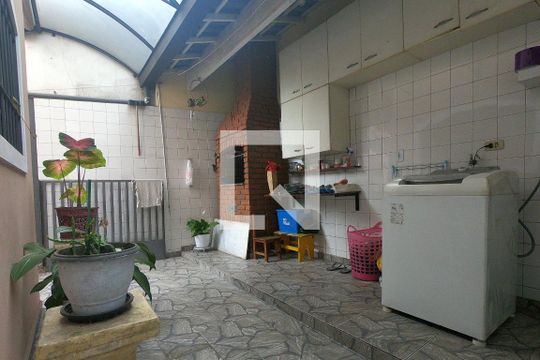 Área de Serviço de casa à venda com 3 quartos, 225m² em Jardim Leila, Guarulhos