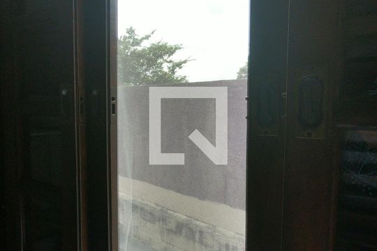Vista quarto 1 de casa à venda com 3 quartos, 225m² em Jardim Leila, Guarulhos
