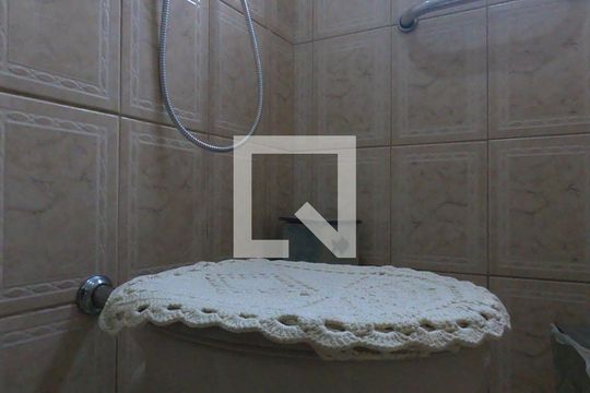 Lavabo de casa à venda com 3 quartos, 225m² em Jardim Leila, Guarulhos