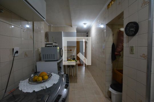 Cozinha de apartamento à venda com 1 quarto, 90m² em Penha Circular, Rio de Janeiro