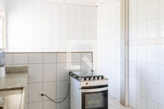 Cozinha e Área de Serviço de apartamento para alugar com 4 quartos, 150m² em São Salvador, Belo Horizonte