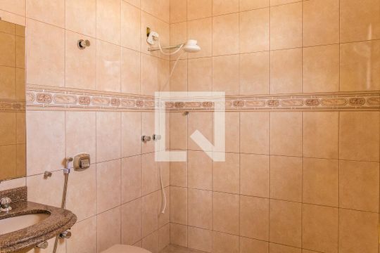 Banheiro da Suíte 1 de apartamento para alugar com 4 quartos, 150m² em São Salvador, Belo Horizonte