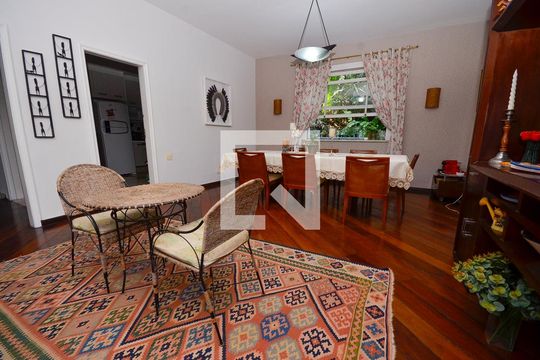 Sala 2 de casa à venda com 5 quartos, 550m² em Laranjeiras, Rio de Janeiro
