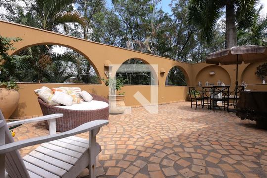 Terraço de casa à venda com 3 quartos, 501m² em Jardim Guedala, São Paulo