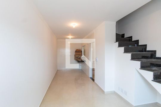 Casa de Condomínio para alugar com 2 quartos, 65m² em Vila Ré, São Paulo