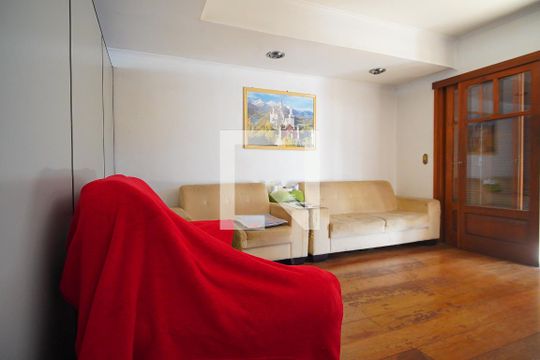 Sala de TV de casa à venda com 3 quartos, 260m² em Cristo Redentor, Porto Alegre