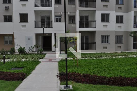 Fachada de apartamento para alugar com 2 quartos, 47m² em Anil, Rio de Janeiro