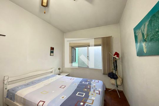Quarto 1 de casa à venda com 6 quartos, 300m² em Rio Branco, Novo Hamburgo
