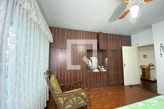 Quarto 3 - Suíte de casa à venda com 6 quartos, 300m² em Rio Branco, Novo Hamburgo