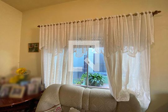 Janela da Sala de casa à venda com 6 quartos, 300m² em Rio Branco, Novo Hamburgo