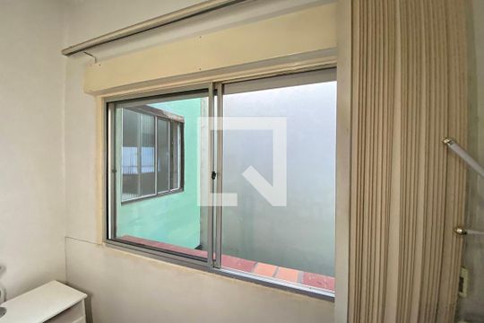 Janela do Quarto 1 de casa à venda com 6 quartos, 300m² em Rio Branco, Novo Hamburgo
