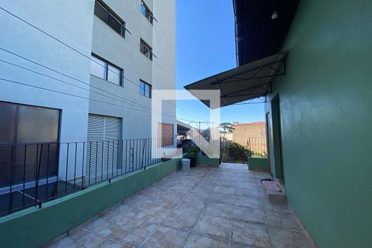 Área Externa de casa à venda com 6 quartos, 300m² em Rio Branco, Novo Hamburgo